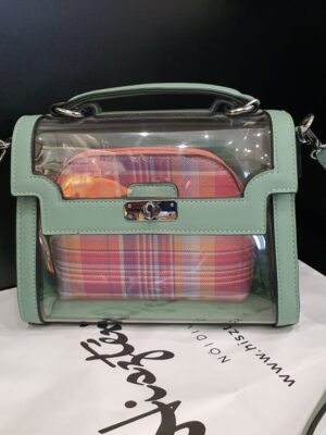 T20 Menta válltáska