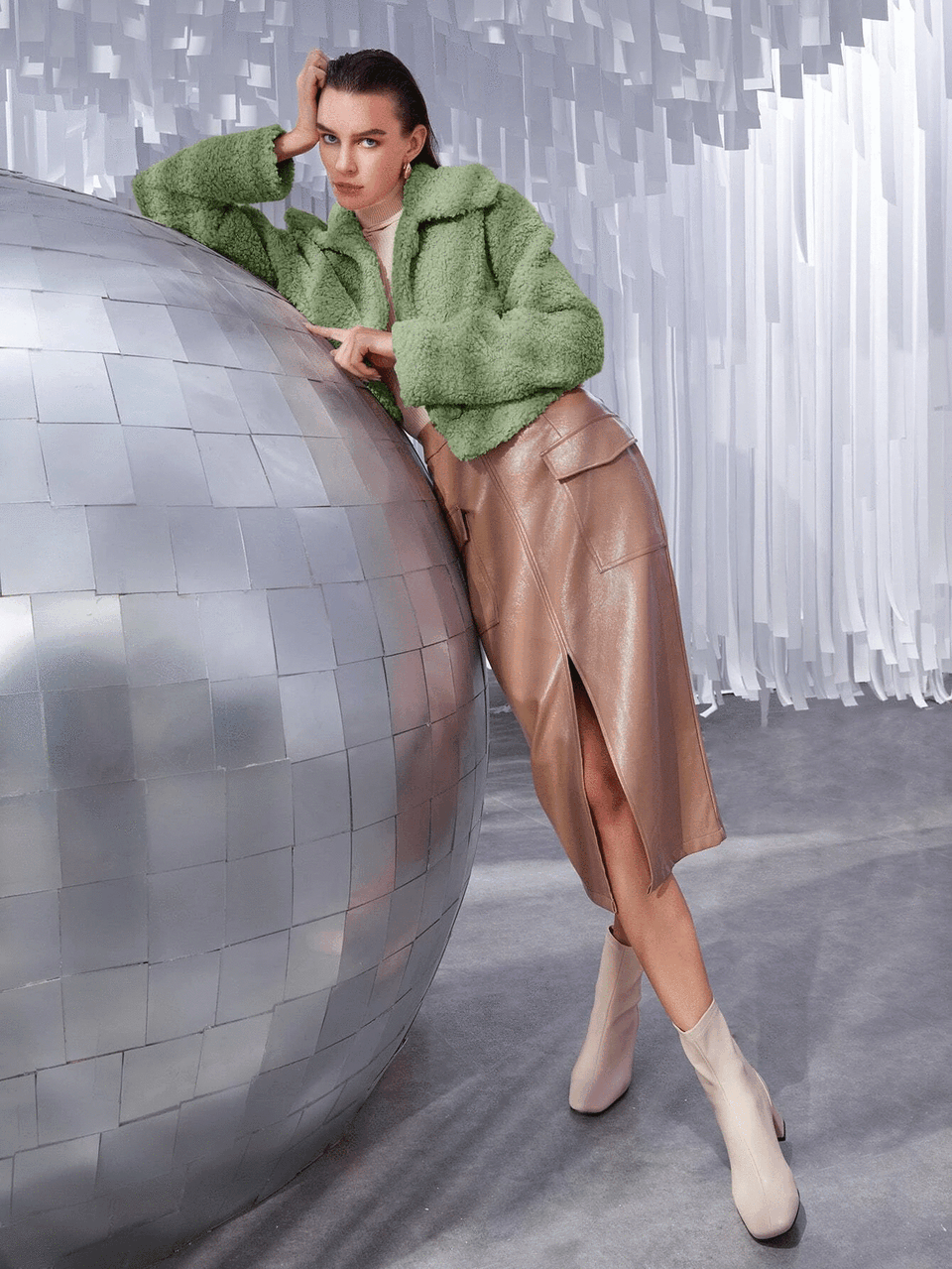 KA044 Lime Green gombos műszörme kiskabát - Image 3