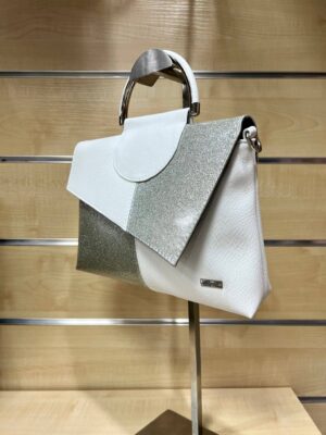 T32 Ezüst-fehér táska