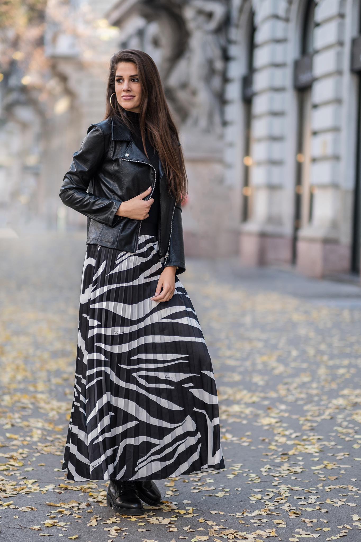 KA023 Fekete cipzáros dzseki - Image 2