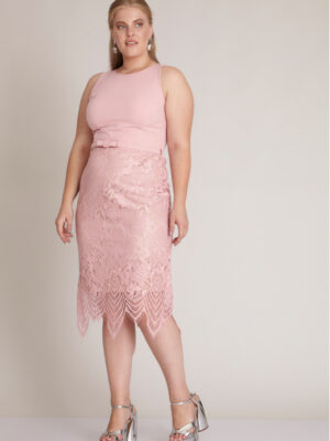 R163 Mályva színű csipkés aljú ruha