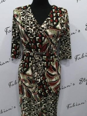 R162 Őszi kavalkád csatos ruha